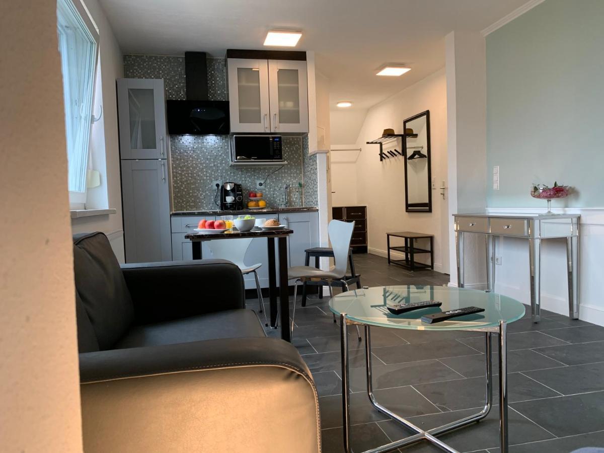 Appartement B Neckarwestheim Exteriör bild